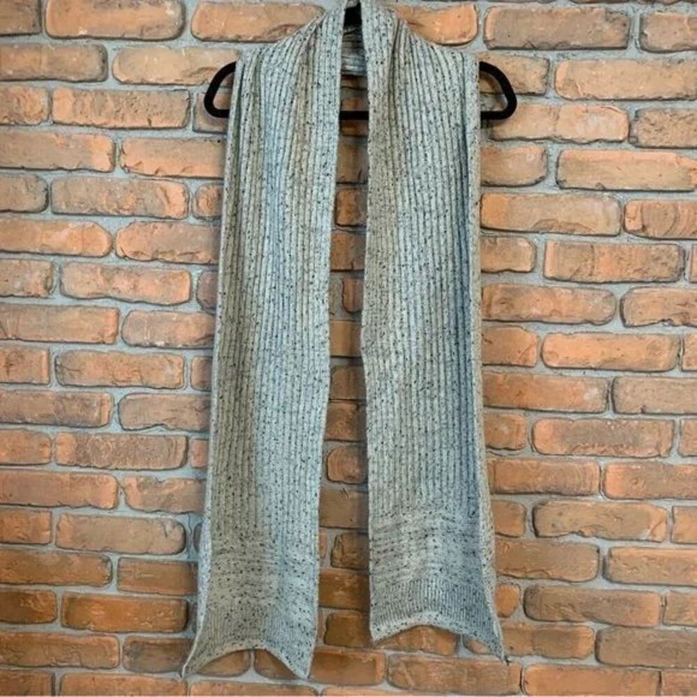 Universal Thread Womens Scarf Beige Speckled Chunky Knit Winter Cozy Ribbed Warm
